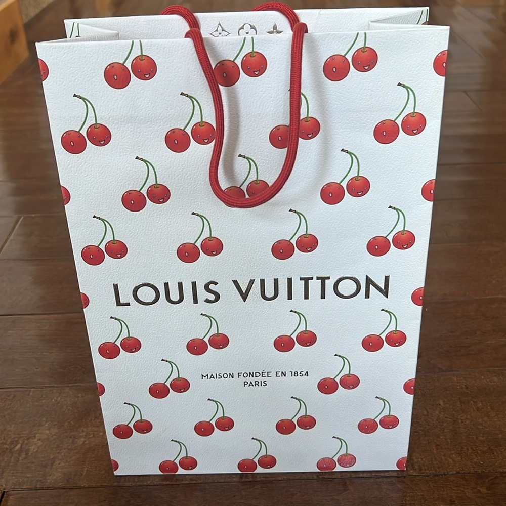 🍒 NEW Louis Vuitton x Takashi Murakami Cherry Denim Pochette Accessoires Cerises - Picture 3 of 12